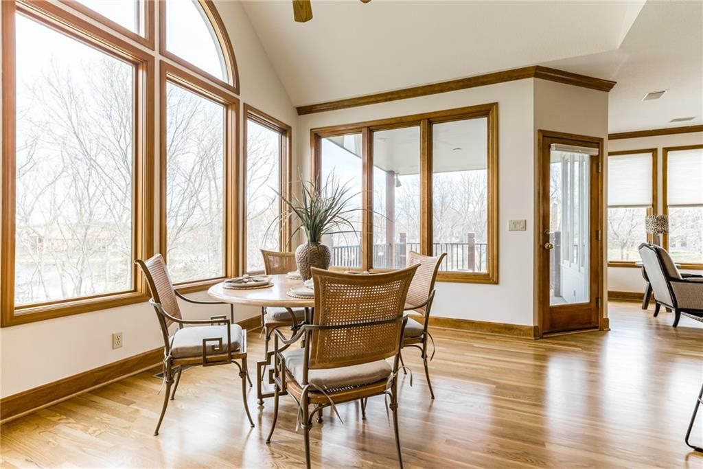717 NE SILVERLEAF Place — photo 13