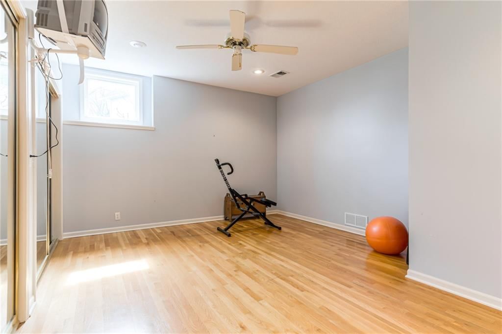 717 NE SILVERLEAF Place — photo 36