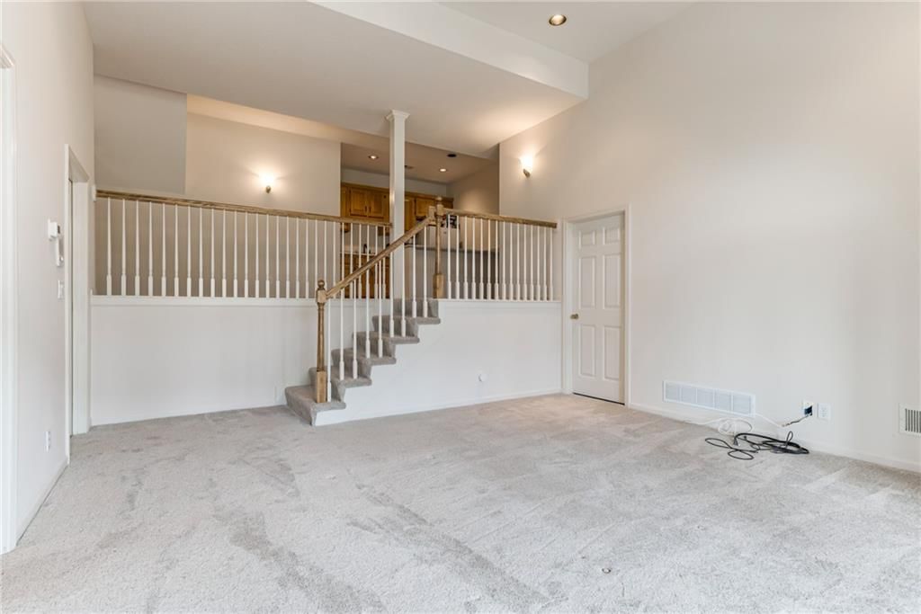 717 NE SILVERLEAF Place — photo 41