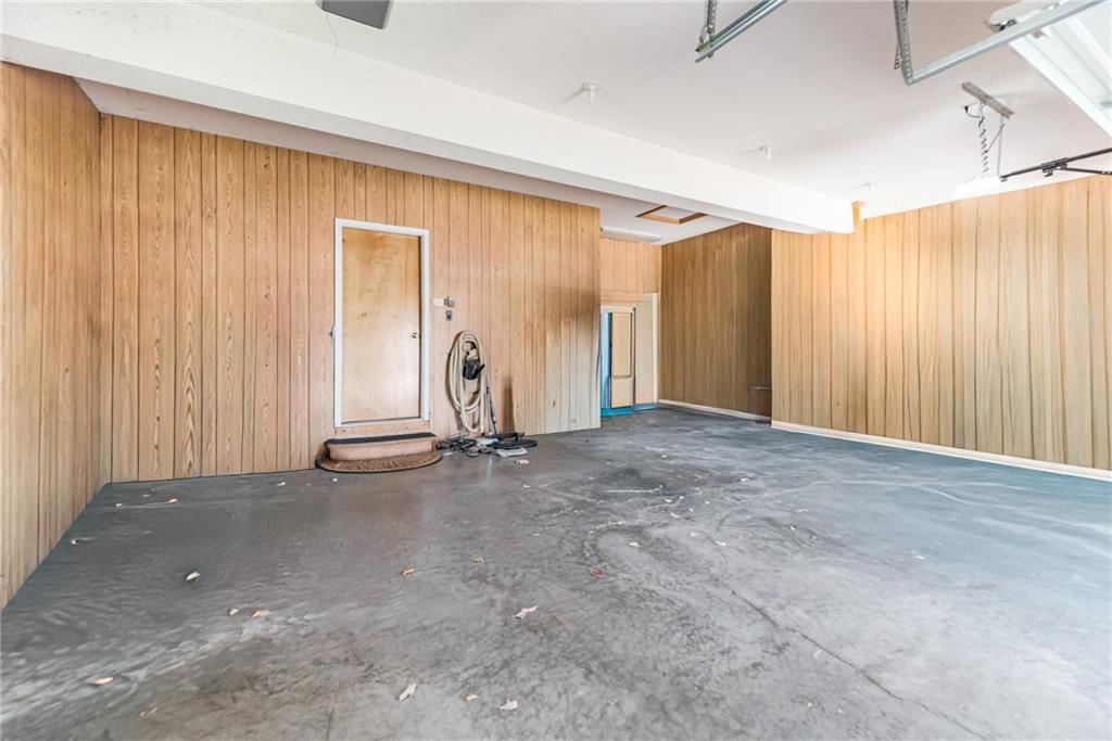 717 NE SILVERLEAF Place — photo 56