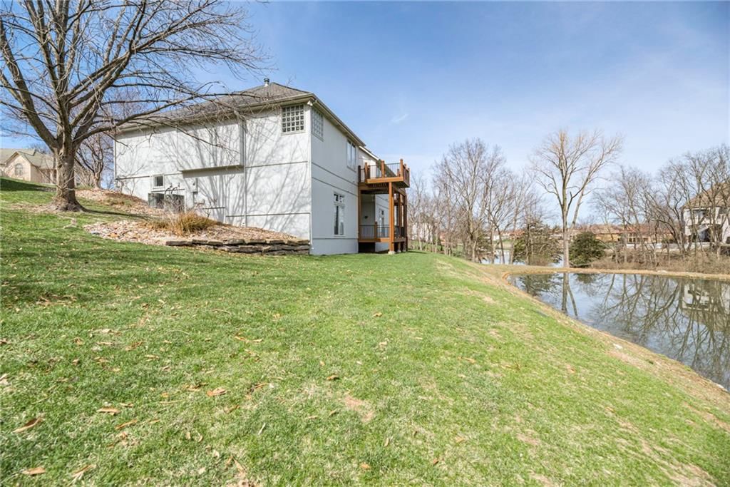 717 NE SILVERLEAF Place — photo 66