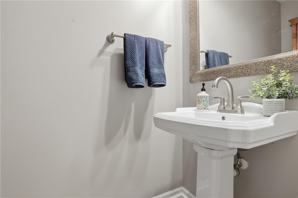 11761 S Roundtree Street — photo 9
