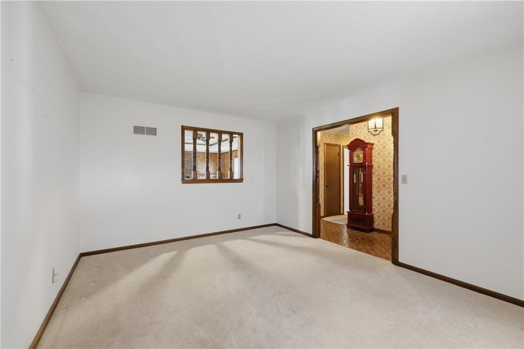 908 NW 10th Street — photo 5