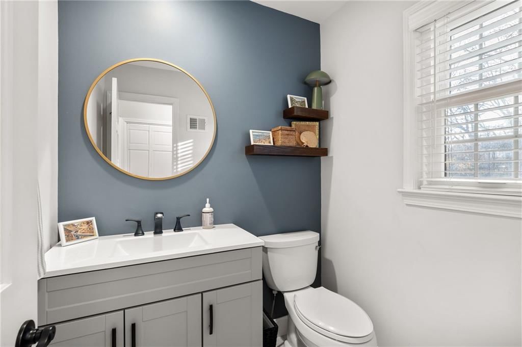 10154 Halsey Street — photo 28