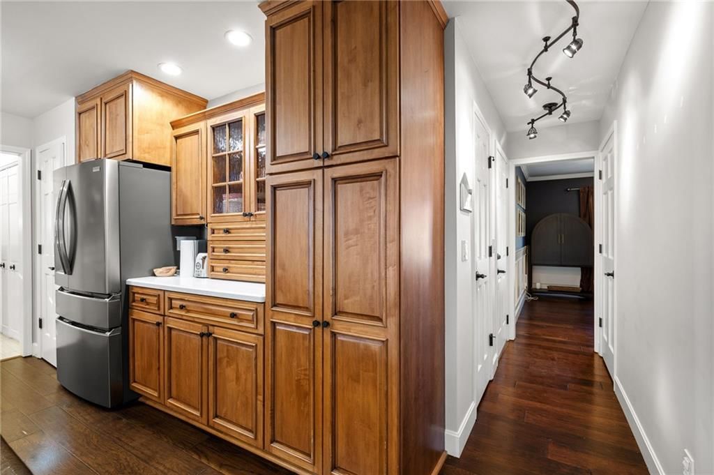 10154 Halsey Street — photo 29