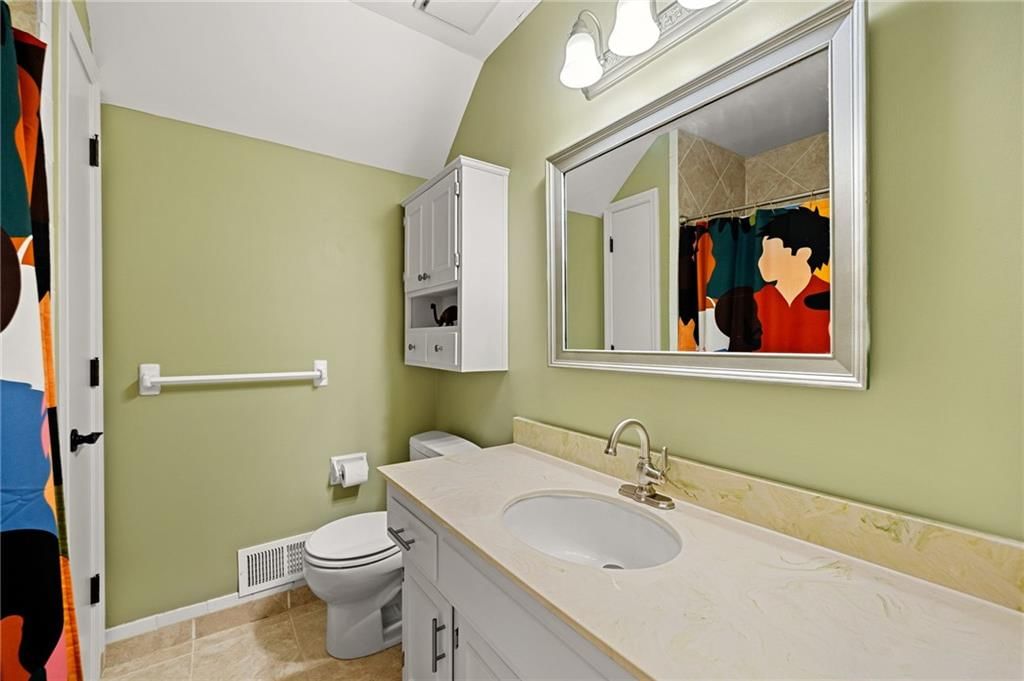 10154 Halsey Street — photo 42