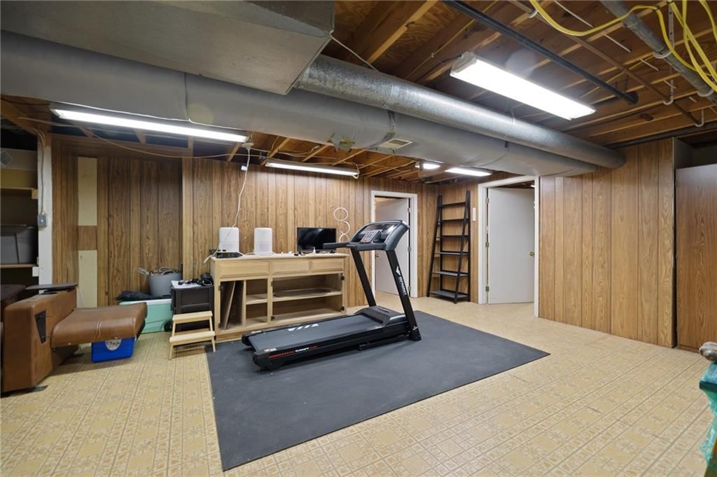 10154 Halsey Street — photo 48
