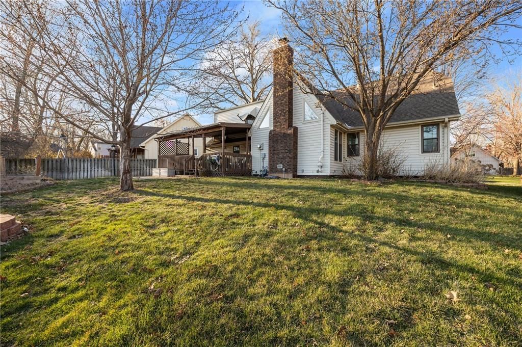 10154 Halsey Street — photo 57