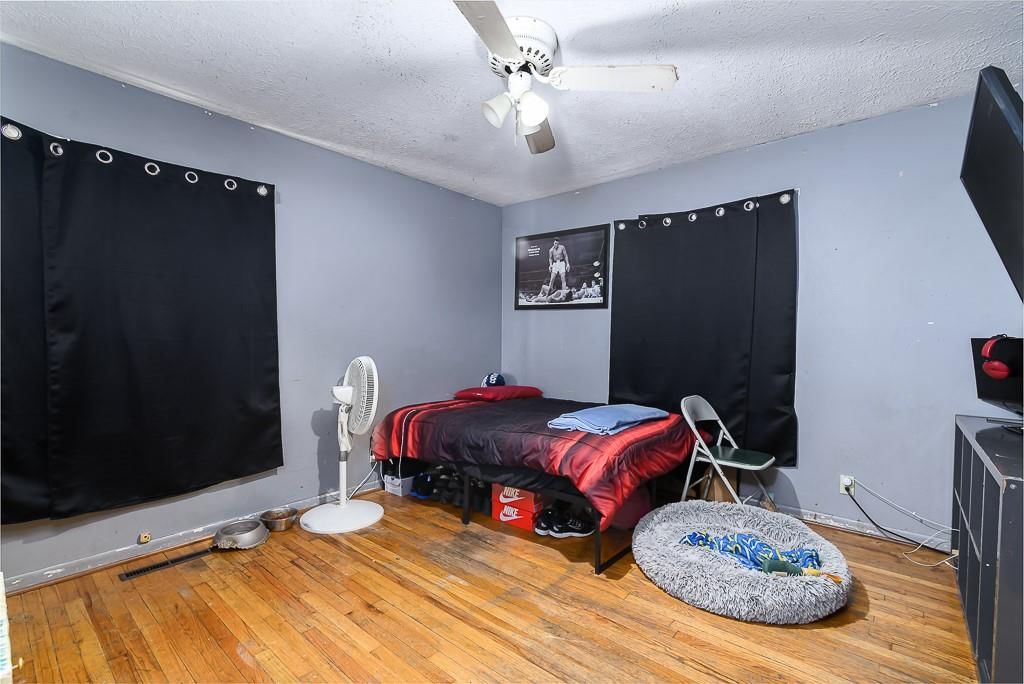 1103 W 19th Terrace — photo 12