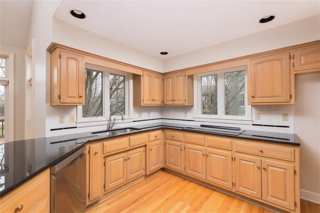4500 Turnberry Drive — photo 14