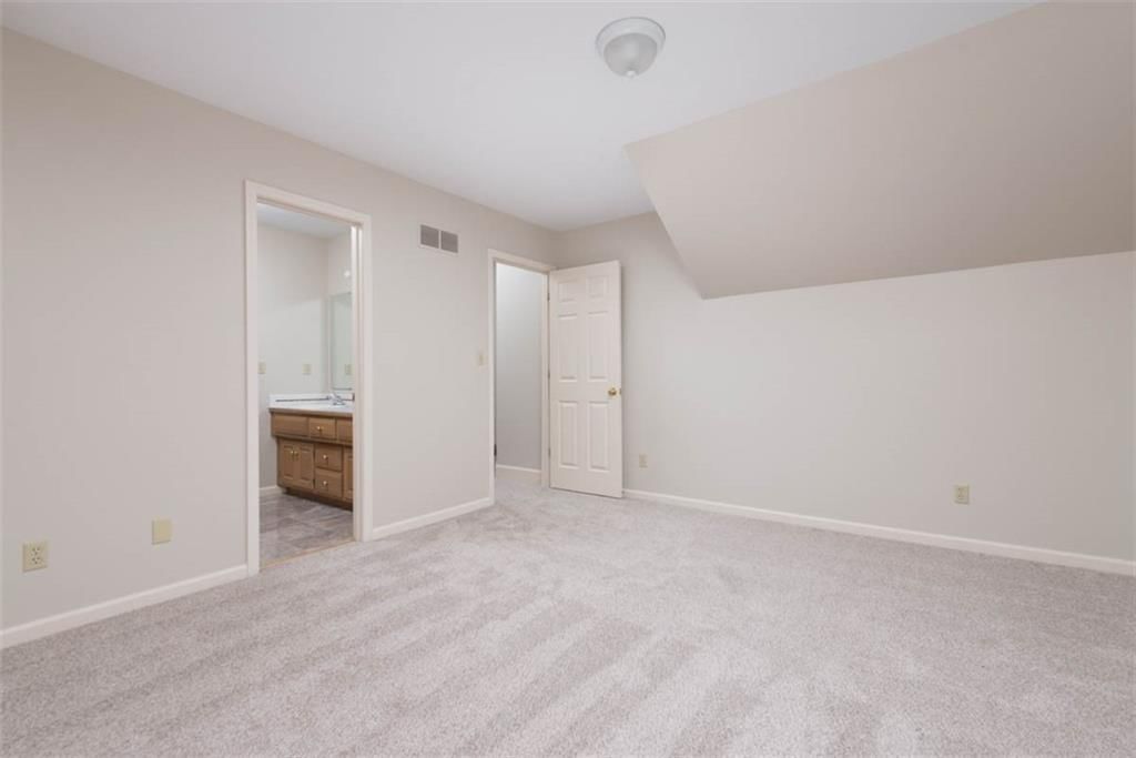 4500 Turnberry Drive — photo 34