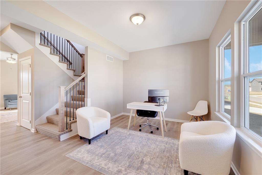 611 Wild Lupine Lane — photo 4