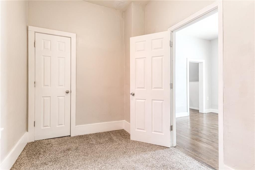 275 S 8th Street — photo 19