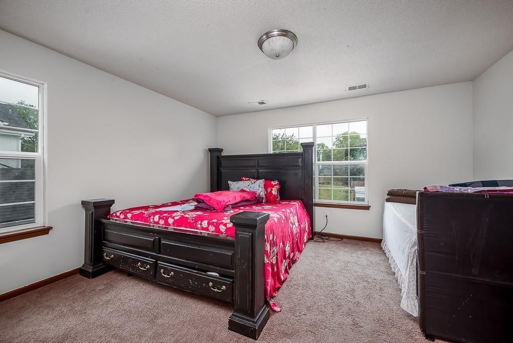 1210 Barnett Avenue — photo 7