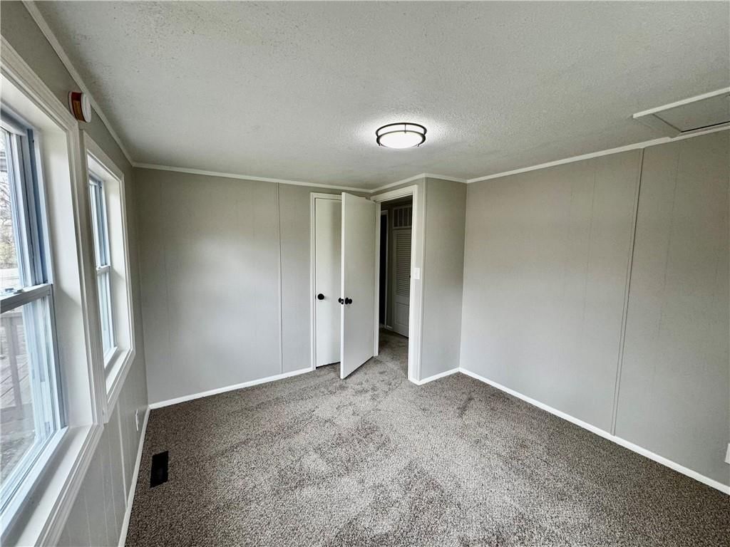 16014 Valentine Avenue — photo 15