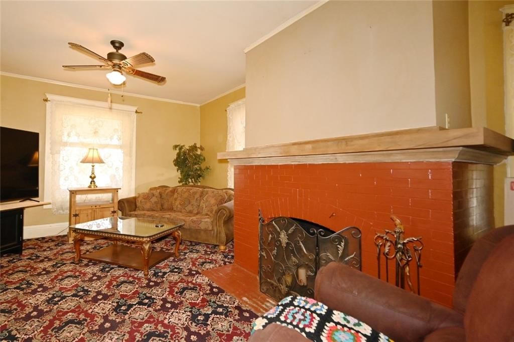308 R Street — photo 23