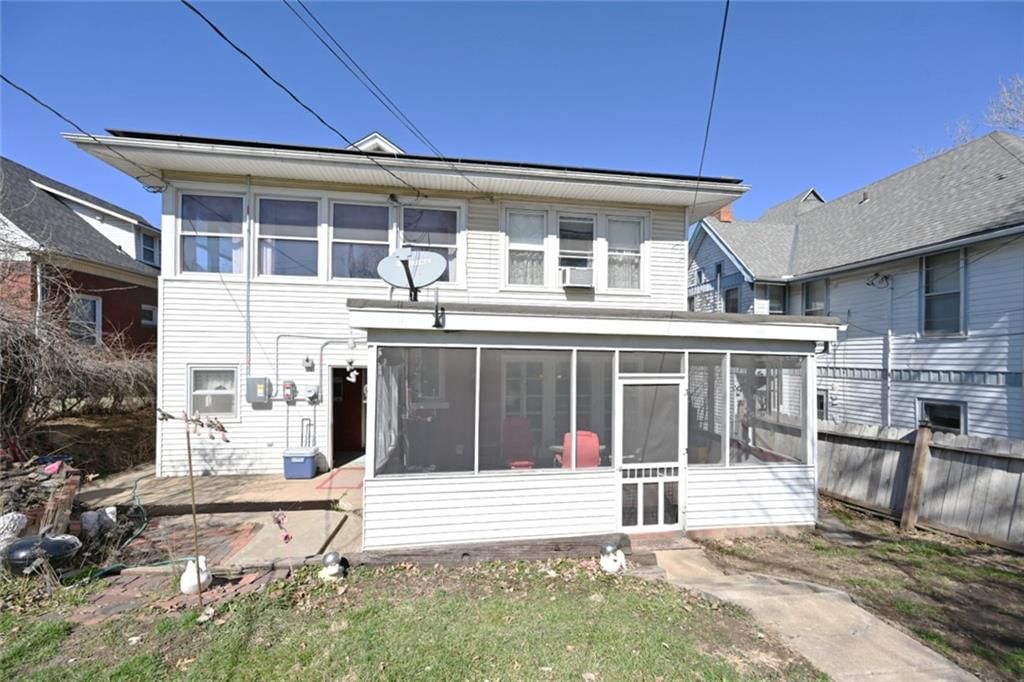 308 R Street — photo 25
