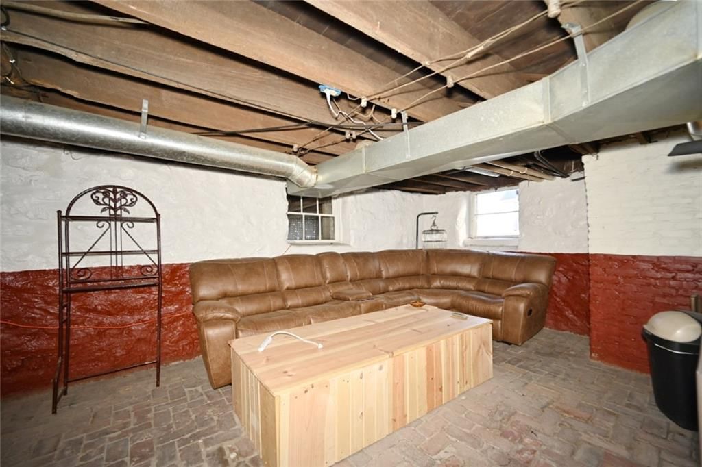 308 R Street — photo 40