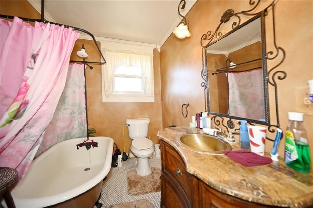 308 R Street — photo 47