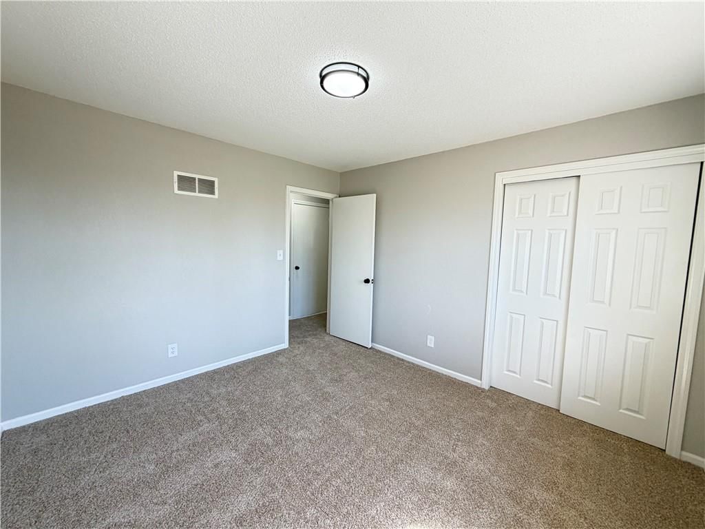 806 E Market Street — photo 12
