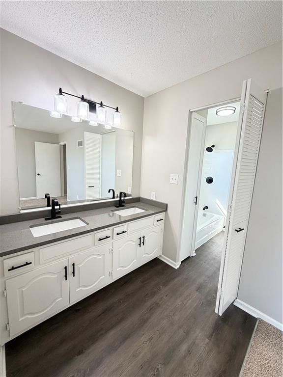 806 E Market Street — photo 16