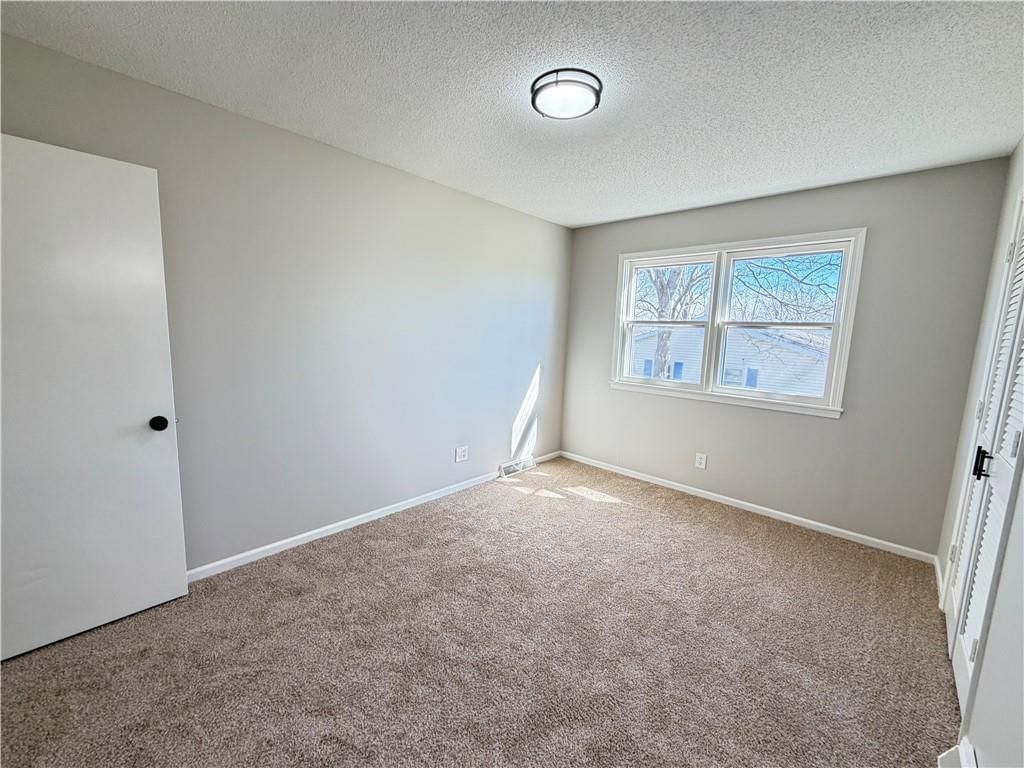 806 E Market Street — photo 18
