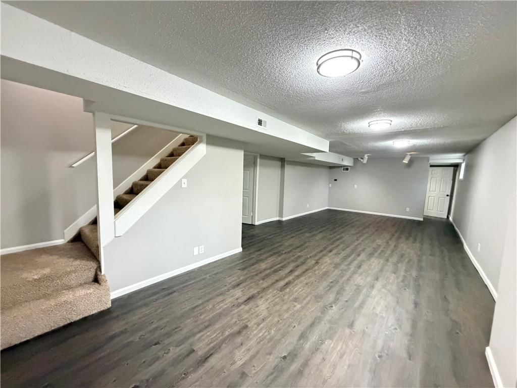 806 E Market Street — photo 19