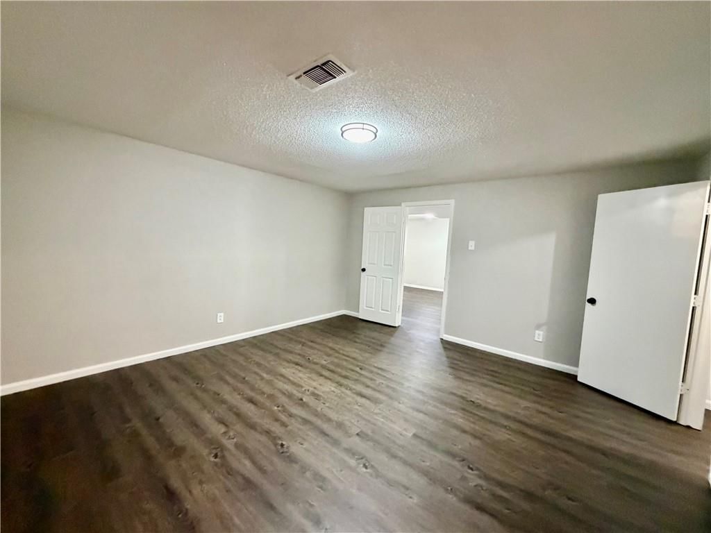 806 E Market Street — photo 21