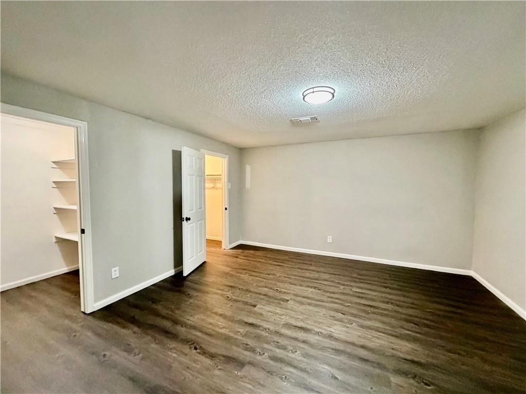 806 E Market Street — photo 22