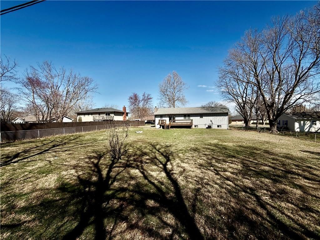 806 E Market Street — photo 29