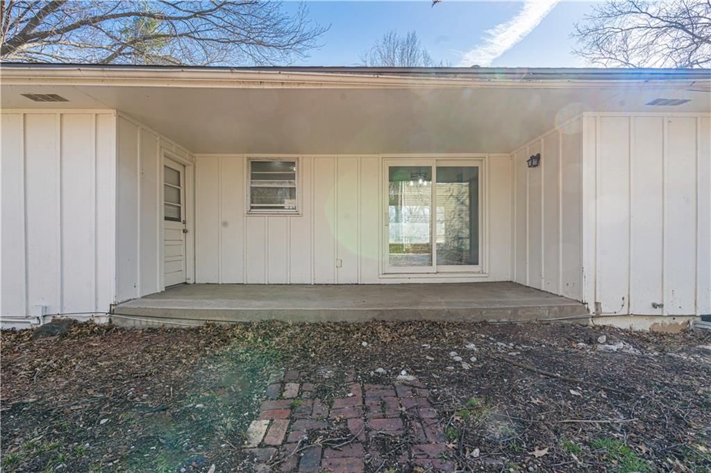 8604 E 84th Terrace — photo 4