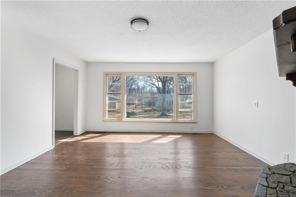 8604 E 84th Terrace — photo 12