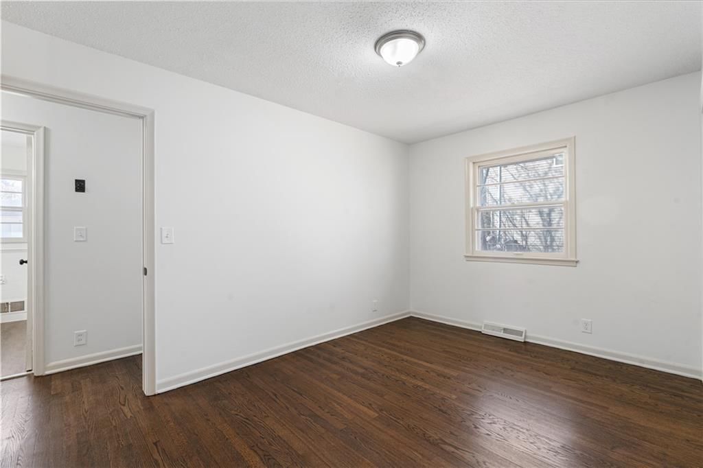 8604 E 84th Terrace — photo 14