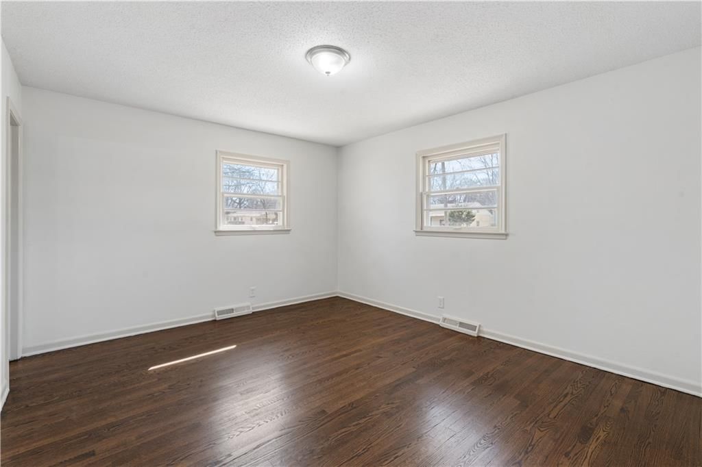 8604 E 84th Terrace — photo 17