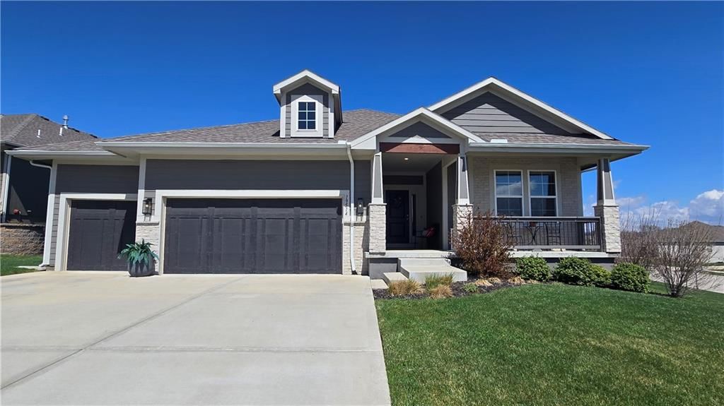 19514 W 115th Court, Olathe, KS