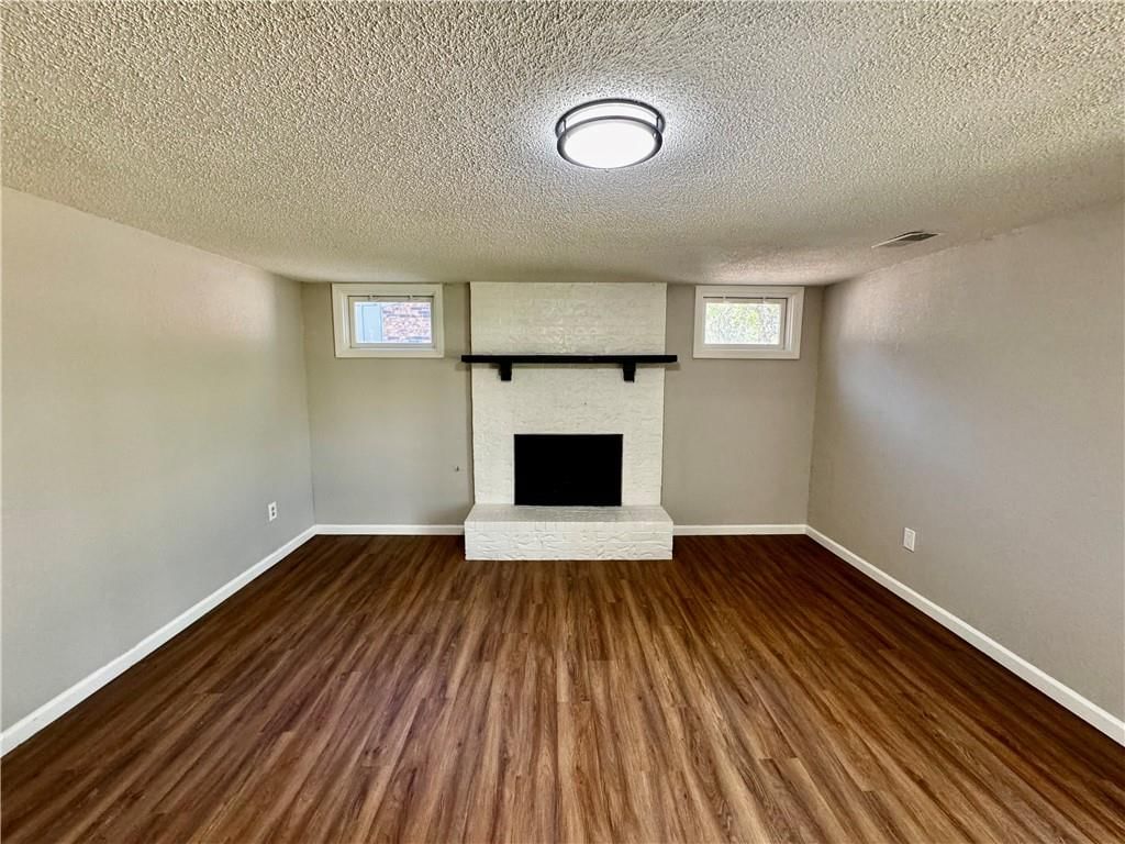 1621 N Belvidere Avenue — photo 6