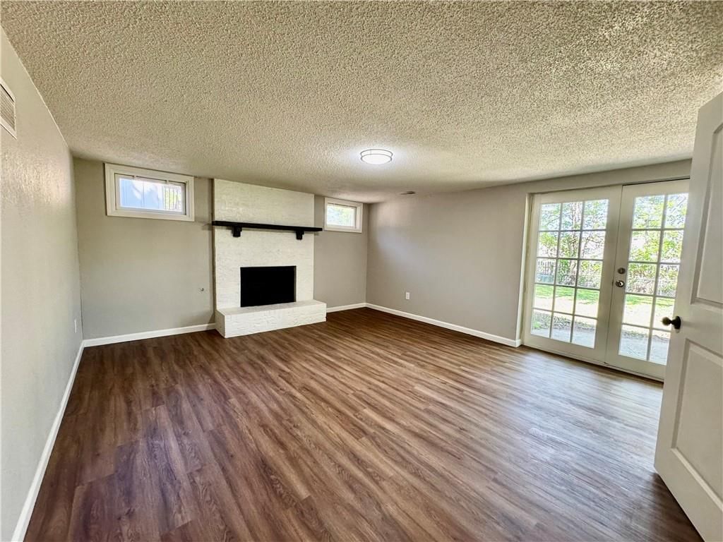 1621 N Belvidere Avenue — photo 7