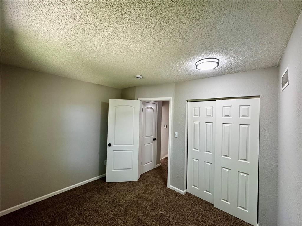1621 N Belvidere Avenue — photo 15