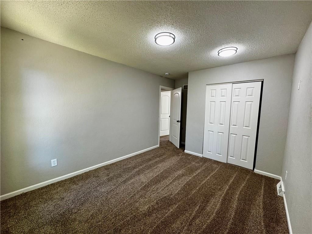 1621 N Belvidere Avenue — photo 17