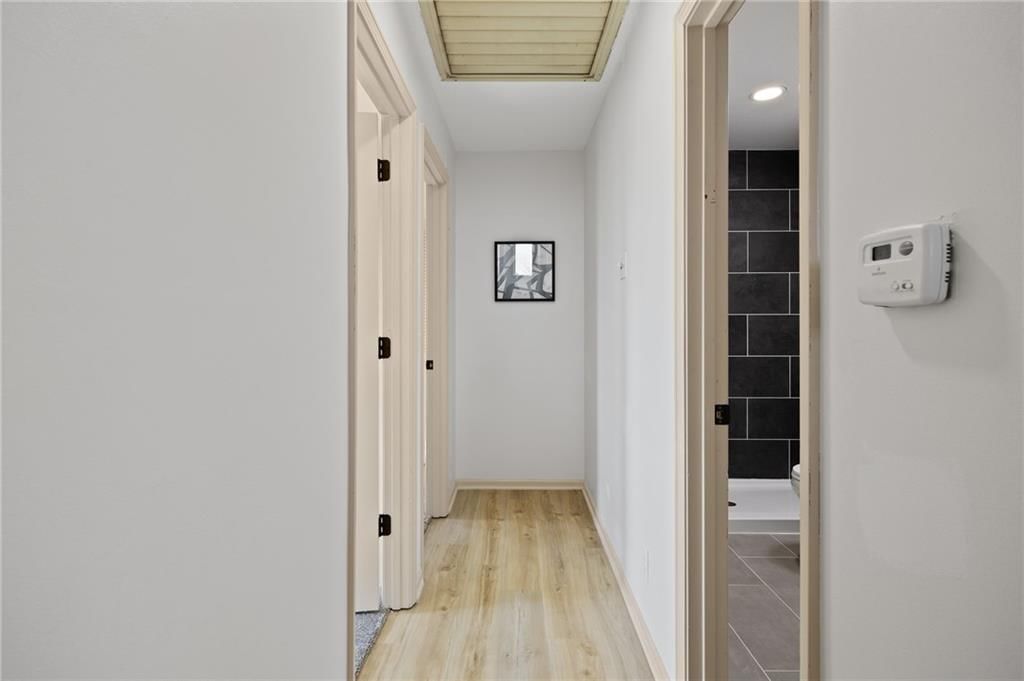 9718 Appleton Avenue — photo 26