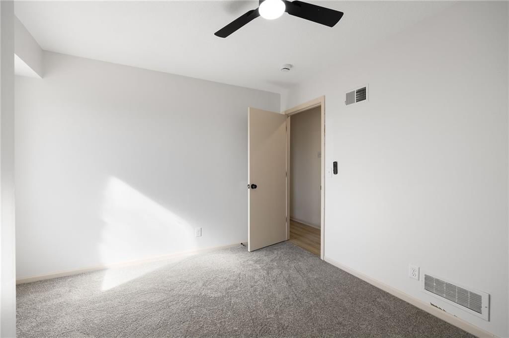 9718 Appleton Avenue — photo 29