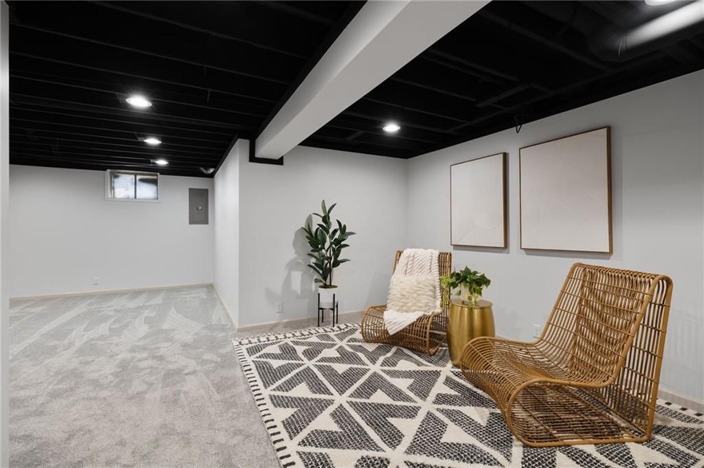 9718 Appleton Avenue — photo 37
