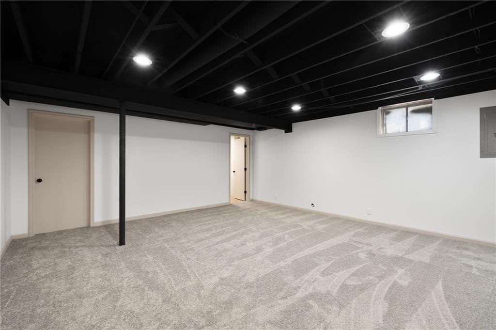 9718 Appleton Avenue — photo 39