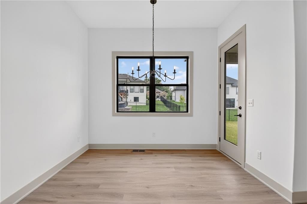 2605 NE Crestview Street — photo 20