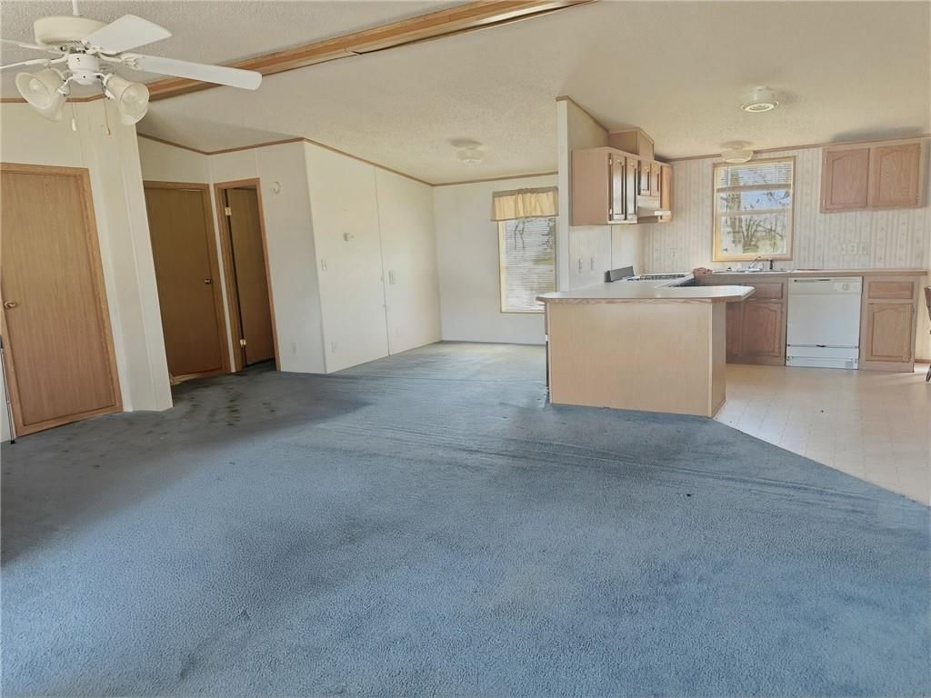 205 N Macon Street — photo 8