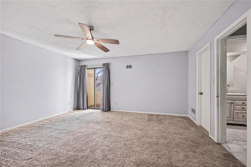 10907 W 96th Terrace — photo 14