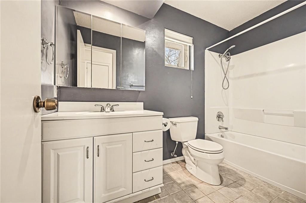 10907 W 96th Terrace — photo 17