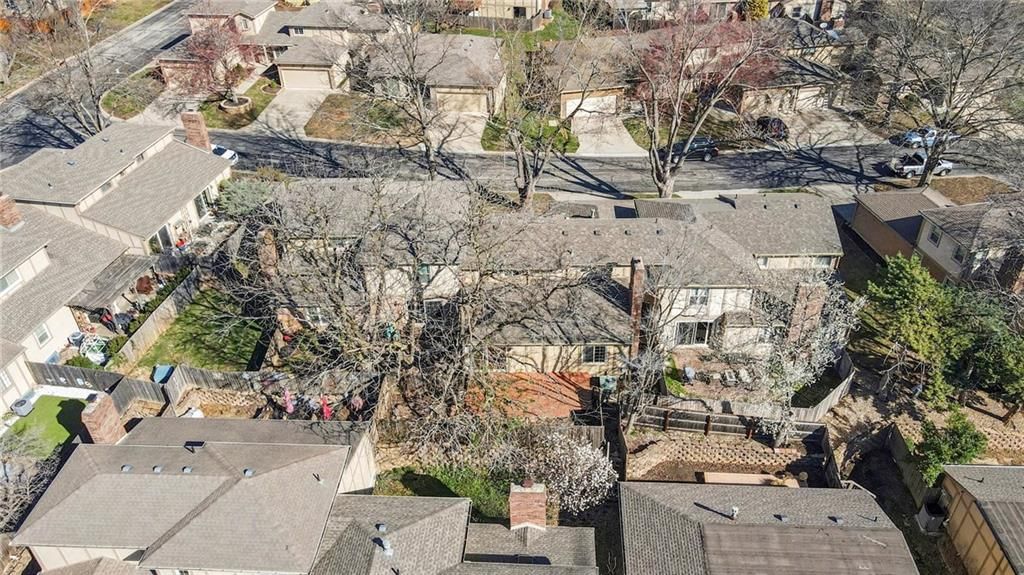 10907 W 96th Terrace — photo 24