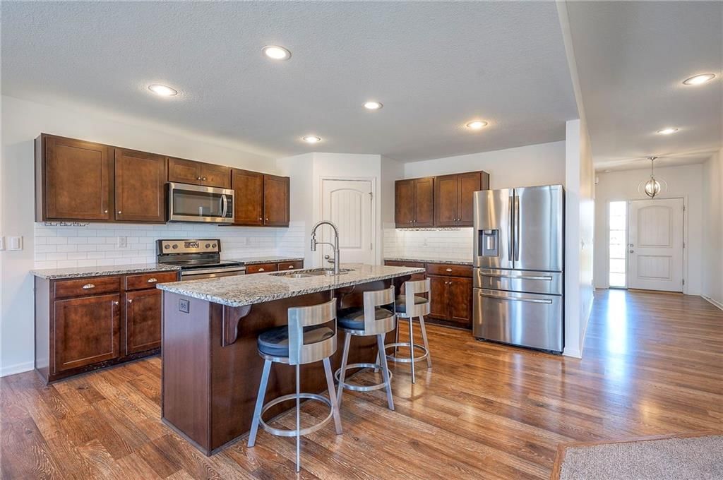 1817 Prairie Grass Drive — photo 17