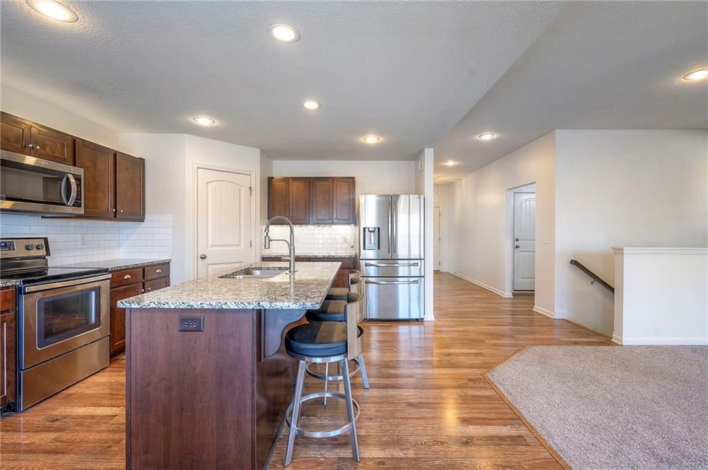 1817 Prairie Grass Drive — photo 18